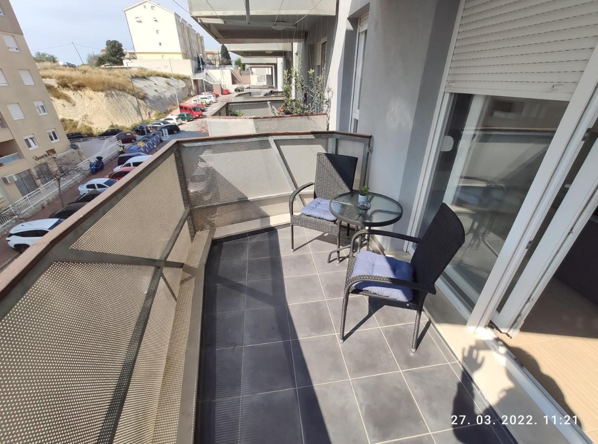 Apartman Antonela With Free Garage Parking Apartment สปลิท ภายนอก รูปภาพ
