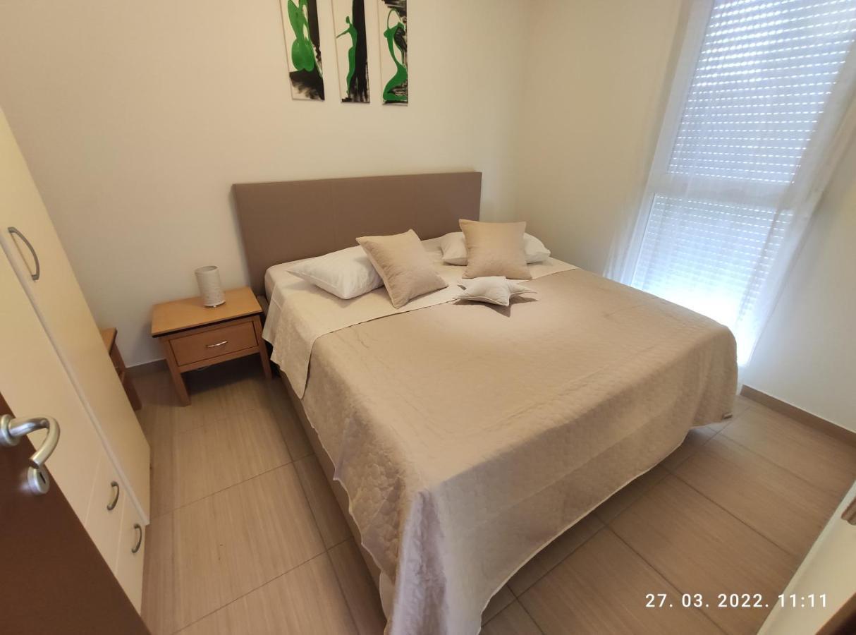 Apartman Antonela With Free Garage Parking Apartment สปลิท ภายนอก รูปภาพ