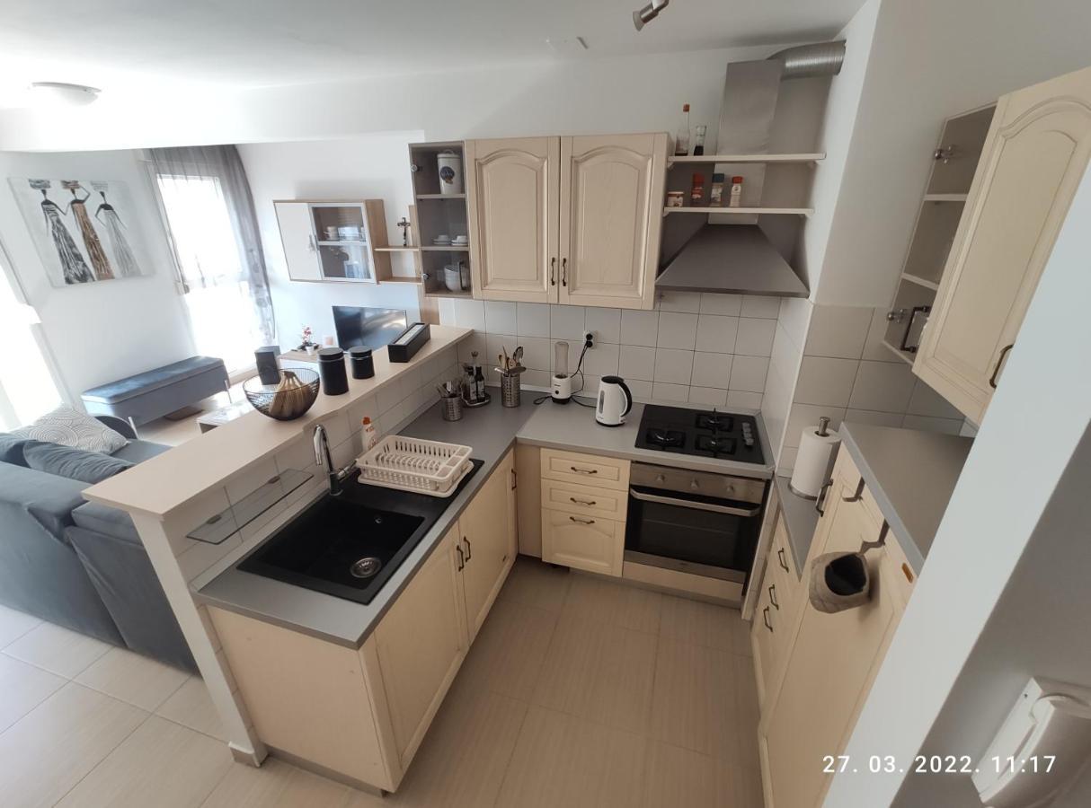 Apartman Antonela With Free Garage Parking Apartment สปลิท ภายนอก รูปภาพ